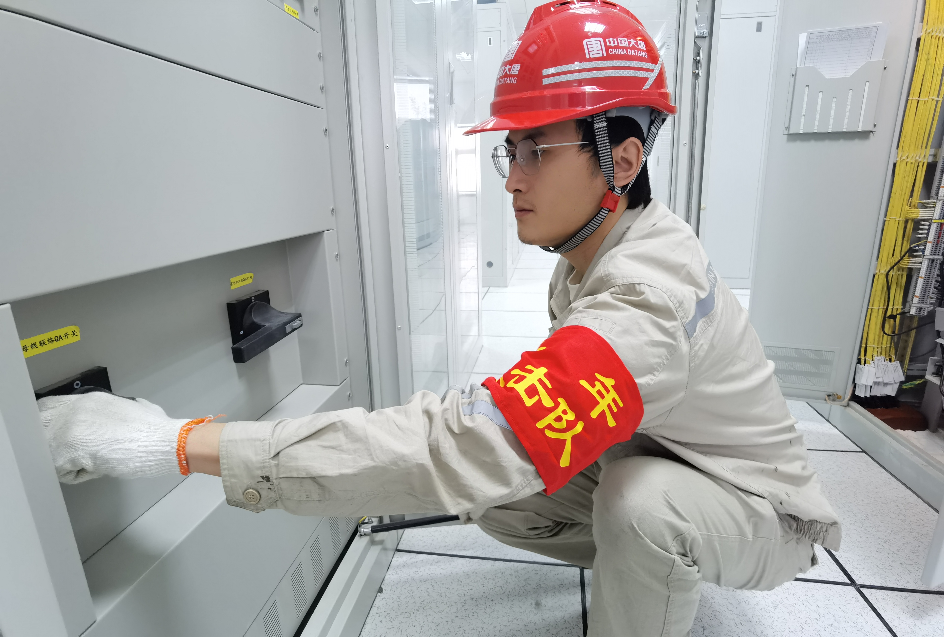 1709279804092025051.jpg 王博工作照.jpg