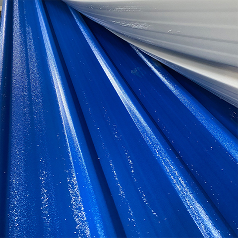 如何評估不同規(guī)格梯形樹脂瓦的承載與抗風性能？